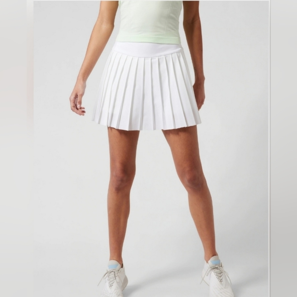 NWT Athleta XS TP (Tres Petite) Elevate Skort Short Skirt in White